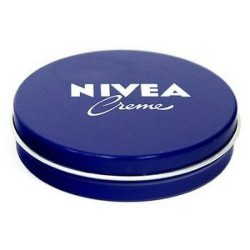 Крем Nivea для ухода за кожей универсальный увлажняющий 30 мл